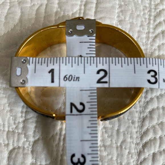 Gucci Black Python Gold Fashion Bangle/Bracelet - Picture 14 of 16